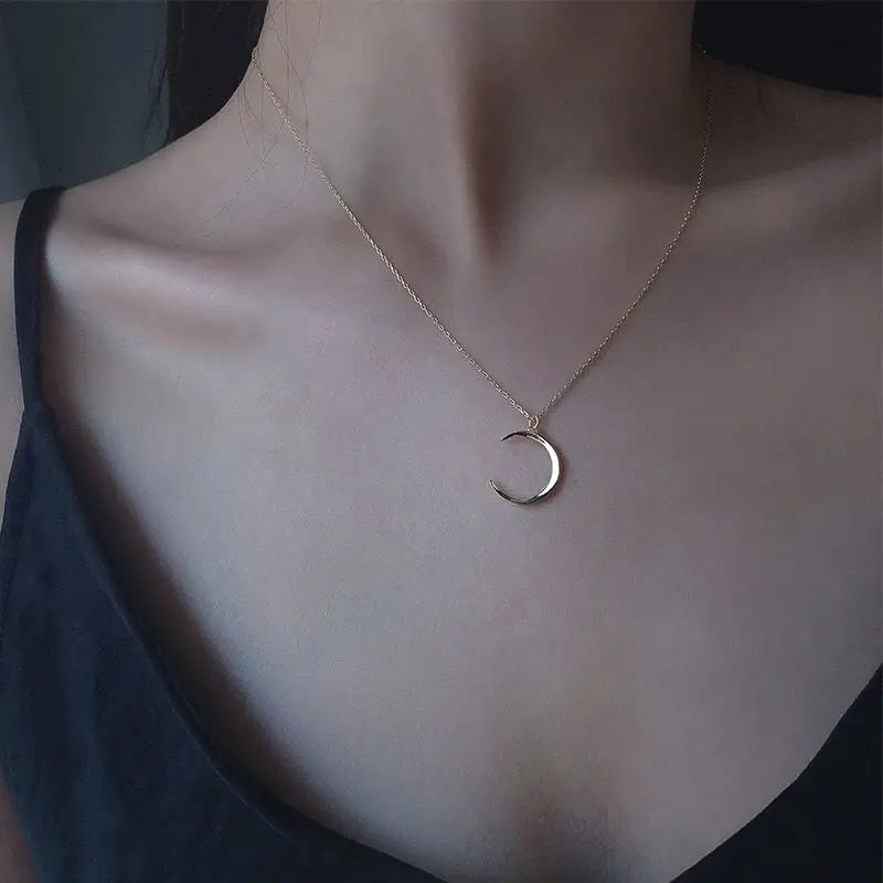 Nuevo collar de mariposa brillante para mujer, exquisito collar de cadena de clavícula de doble capa, joyería para regalo de mujer