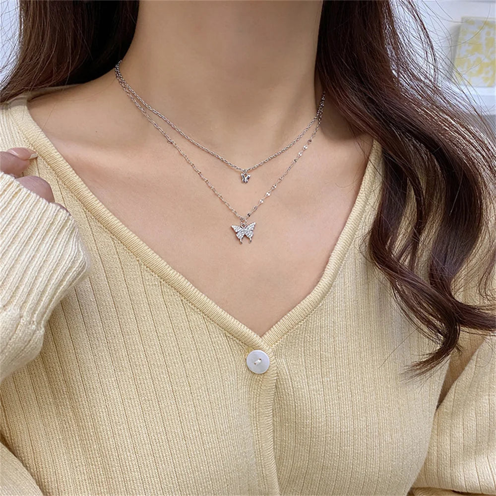 Nuevo collar de mariposa brillante para mujer, exquisito collar de cadena de clavícula de doble capa, joyería para regalo de mujer