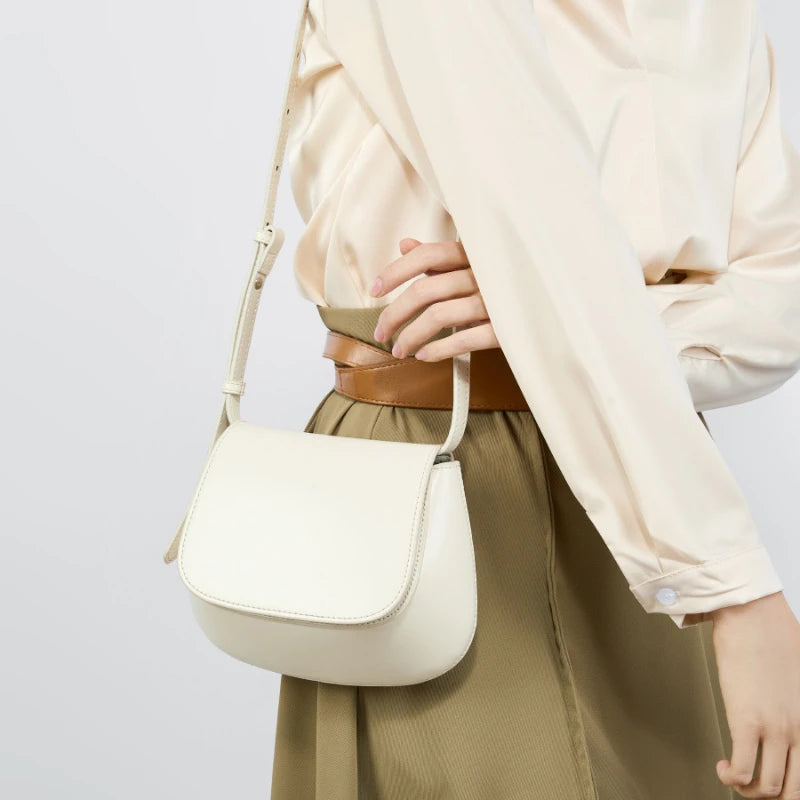 Bolso de Cuero Clásico Valeria