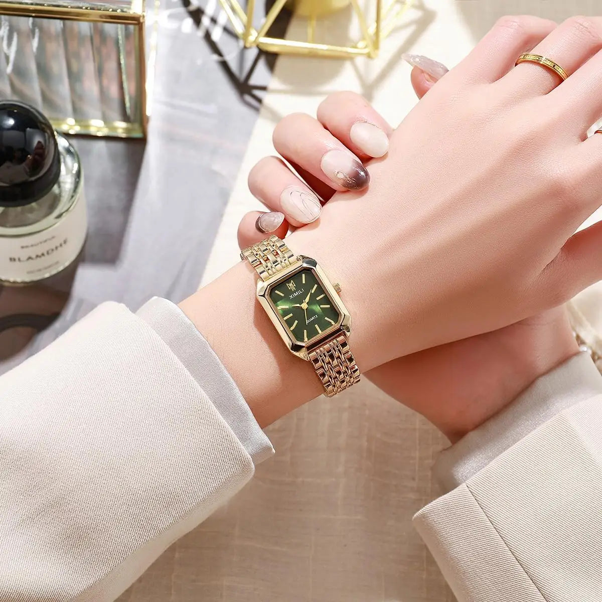 Reloj clásico de moda con pulsera de cinco cuentas, reloj cuadrado de moda para mujer, esencial de diosa