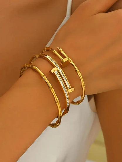 Conjunto de Pulseras de Acero Inoxidable con Trébol de Cuatro Hojas y Circonita